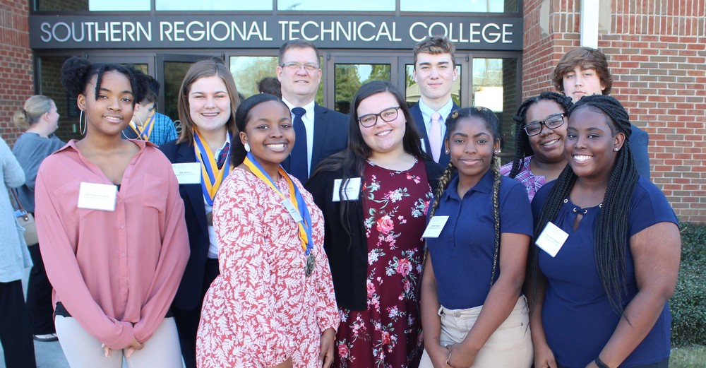 THS FBLA Goes to Region Competition