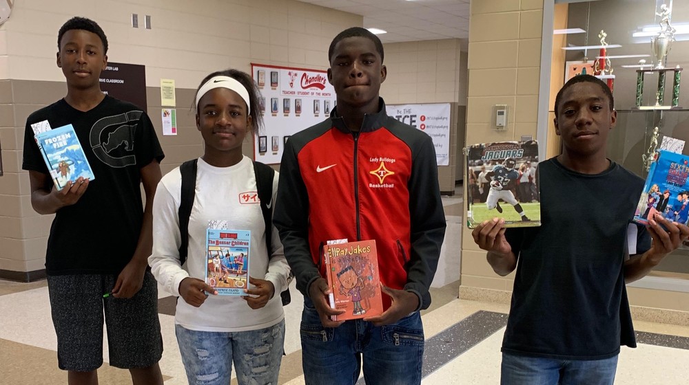8th Graders Tackle Reading for the Weekend