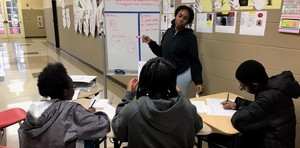 AVID Students Collaborate